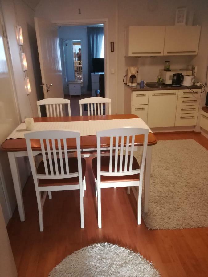 Appartamento Koskentien Kotimajoitus & Luxury Glamping Jämsä Esterno foto